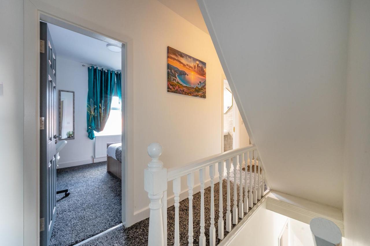 *Rb12S* For Your Most Relaxed & Cosy Stay + Free Parking + Free Fast Wifi * Leeds  Exteriér fotografie